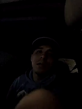 HoofedCylinder online show from April 2026 03:37:01 AM