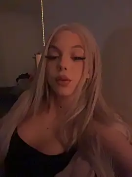 MiaTamara online show from January 2026 07:39:02 PM