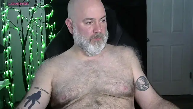 Snapshot of XJJ77x chatting on January 2026 07:11:01 PM XJJ77x online show from January 2026 07:11:01 PM