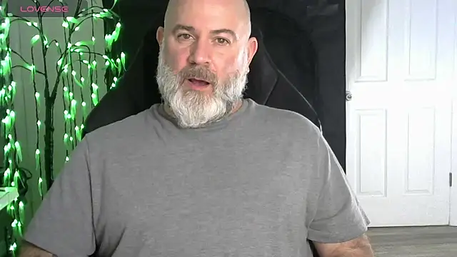 Snapshot of XJJ77x chatting on February 2026 01:13:01 AM XJJ77x online show from February 2026 01:13:01 AM