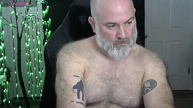 Snapshot of XJJ77x chatting on February 2026 05:46:02 PM XJJ77x online show from February 2026 05:46:02 PM