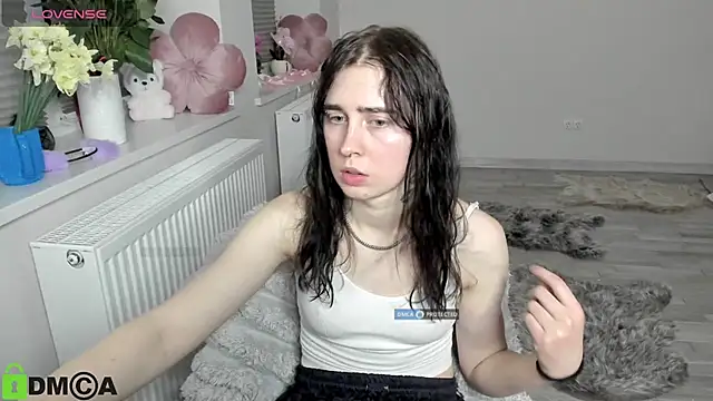 Snapshot of KrissLimada chatting on April 2026 08:43:02 PM KrissLimada online show from April 2026 08:43:02 PM