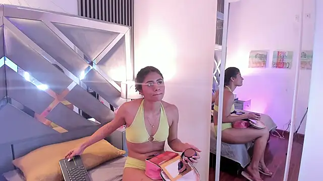 Snapshot of melody__sweet_ chatting on March 2026 09:10:02 PM melody sweet online show from March 2026 09:10:02 PM