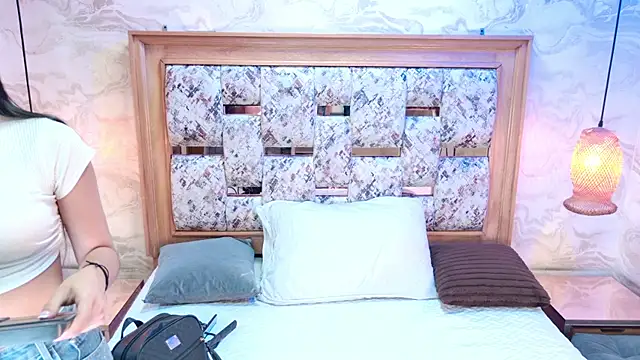 emily greco online show from January 2026 07:06:02 PM