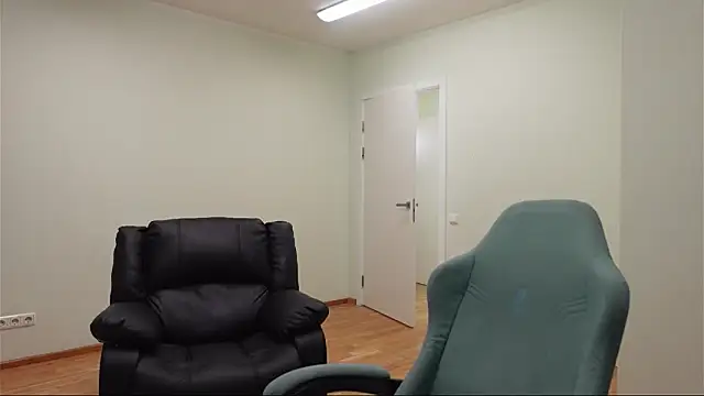 Snapshot of Daniel_Shawnn chatting on April 2026 09:37:02 PM Daniel Shawnn online show from April 2026 09:37:02 PM