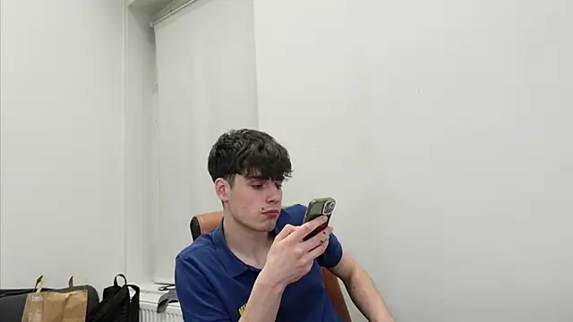 Snapshot of Daniel_Shawnn chatting on April 2026 07:11:02 PM Daniel Shawnn online show from April 2026 07:11:02 PM