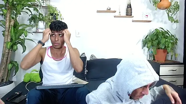 Interracial Snow Bunny online show from February 2026 11:12:02 PM