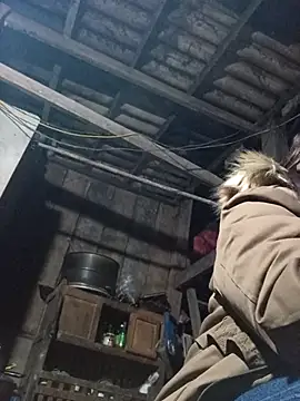 dakota-kis online show from February 2026 12:24:02 PM