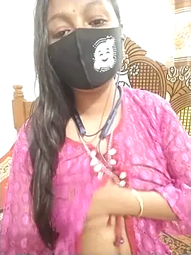 Snapshot of sumi_couele18 chatting on April 2026 05:35:02 PM sumi couele18 online show from April 2026 05:35:02 PM