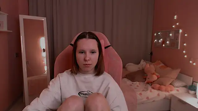 Snapshot of Haya_Harareet chatting on January 2026 01:19:01 AM Haya Harareet online show from January 2026 01:19:01 AM