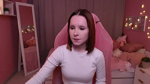 Snapshot of Haya_Harareet chatting on February 2026 07:47:01 AM Haya Harareet online show from February 2026 07:47:01 AM