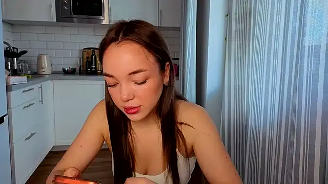 Snapshot of ChrissBerry chatting on April 2026 03:48:02 AM ChrissBerry online show from April 2026 03:48:02 AM