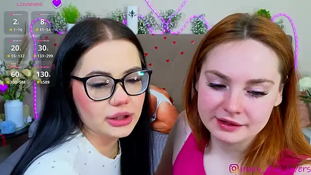 Snapshot of Mary_Dina chatting on March 2026 03:11:01 AM Mary Dina online show from March 2026 03:11:01 AM