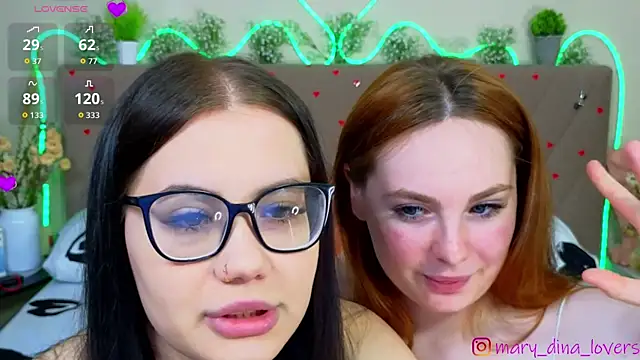 Snapshot of Mary_Dina chatting on April 2026 04:06:02 AM Mary Dina online show from April 2026 04:06:02 AM