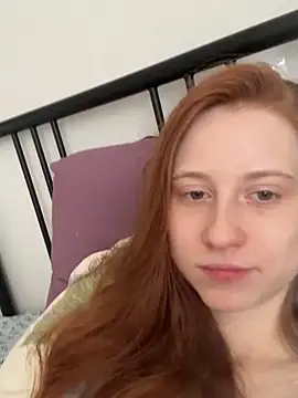 Snapshot of Hippieaura chatting on June 2026 04:31:02 PM Hippieaura online show from June 2026 04:31:02 PM