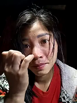 Hiniyk2 online show from February 2026 01:38:02 PM