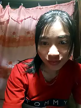 Hiniyk2 online show from February 2026 04:54:02 AM