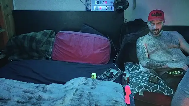 Dozercockweed online show from April 2026 08:11:01 AM