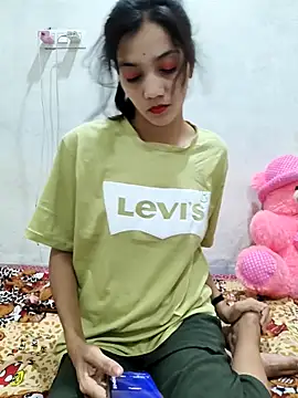 Snapshot of Honey_lily-93 chatting on March 2026 07:47:02 AM Honey lily-93 online show from March 2026 07:47:02 AM