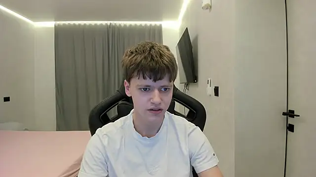 Snapshot of bonekoambalabu chatting on April 2026 12:41:01 AM bonekoambalabu online show from April 2026 12:41:01 AM