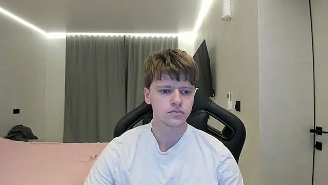 Snapshot of bonekoambalabu chatting on April 2026 01:50:02 AM bonekoambalabu online show from April 2026 01:50:02 AM