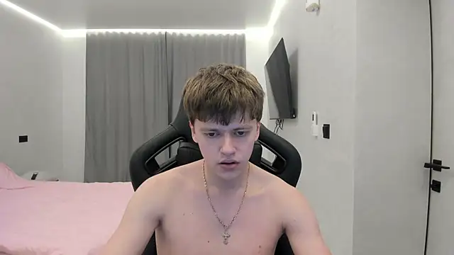 Snapshot of bonekoambalabu chatting on April 2026 07:07:01 PM bonekoambalabu online show from April 2026 07:07:01 PM