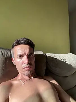 Naldopaugrand online show from February 2026 10:33:01 AM