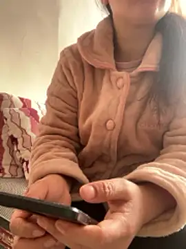 Faded pink online show from January 2026 12:49:02 AM