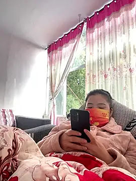 Faded pink online show from January 2026 01:53:02 AM