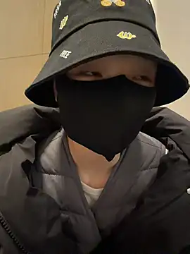 Snapshot of ZJbaby chatting on March 2026 01:05:02 PM ZJbaby online show from March 2026 01:05:02 PM