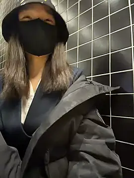 Snapshot of ZJbaby chatting on March 2026 01:18:01 PM ZJbaby online show from March 2026 01:18:01 PM