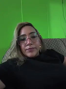 Snapshot of IsabelaAcosta chatting on March 2026 07:19:01 PM IsabelaAcosta online show from March 2026 07:19:01 PM