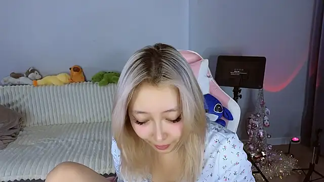 jasmilee online show from February 2026 07:23:02 PM