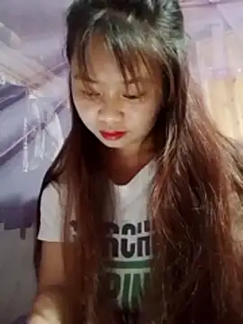 Snapshot of _Bong_02 chatting on March 2026 01:44:02 PM Bong 02 online show from March 2026 01:44:02 PM