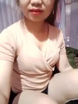 Snapshot of _Bong_02 chatting on April 2026 12:30:01 AM Bong 02 online show from April 2026 12:30:01 AM