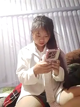 Snapshot of _Bong_02 chatting on April 2026 11:16:02 PM Bong 02 online show from April 2026 11:16:02 PM