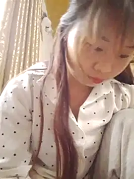 Snapshot of _Bong_02 chatting on April 2026 10:25:01 AM Bong 02 online show from April 2026 10:25:01 AM