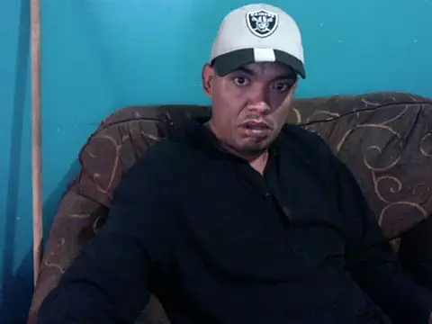 Snapshot of latinomoreno95 chatting on June 2026 06:34:02 PM latinomoreno95 online show from June 2026 06:34:02 PM