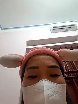 Snapshot of seduza-hyun chatting on January 2026 02:33:02 PM seduza-hyun online show from January 2026 02:33:02 PM