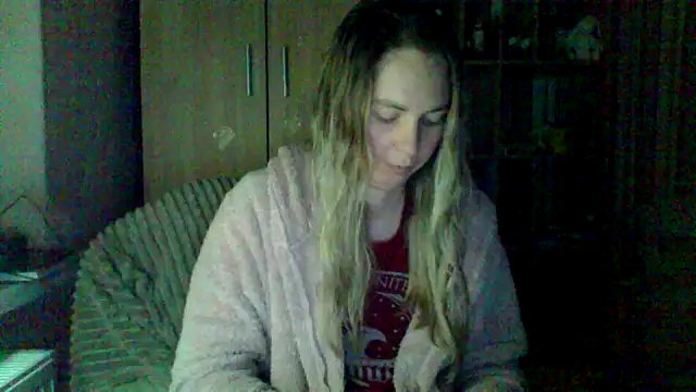 VikiLove765 online show from February 2026 08:49:02 PM