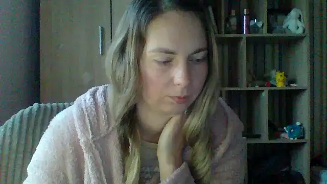 VikiLove765 online show from February 2026 04:35:02 AM