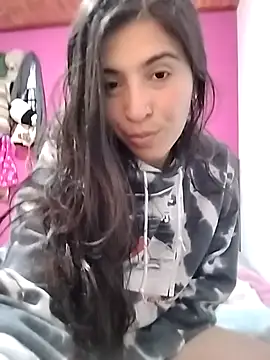 Snapshot of Emily_Gree chatting on February 2026 03:01:01 PM Emily Gree online show from February 2026 03:01:01 PM