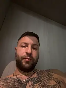 ASannicand64659 online show from January 2026 06:44:01 PM