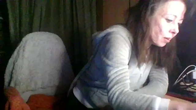 Snapshot of KettyLoveX chatting on April 2026 07:42:01 PM KettyLoveX online show from April 2026 07:42:01 PM