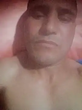 Snapshot of Yassine_1985 chatting on July 2026 01:21:02 AM Yassine 1985 online show from July 2026 01:21:02 AM