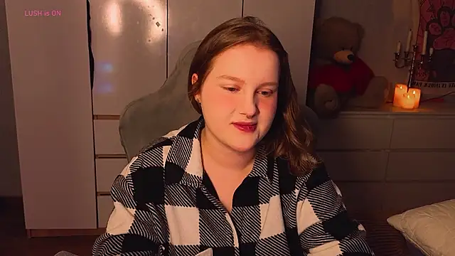 Snapshot of Ol1via chatting on March 2026 01:57:01 AM Ol1via online show from March 2026 01:57:01 AM