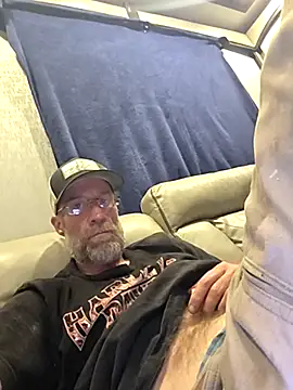 Snapshot of tittycum3636 chatting on April 2026 09:16:01 AM tittycum3636 online show from April 2026 09:16:01 AM