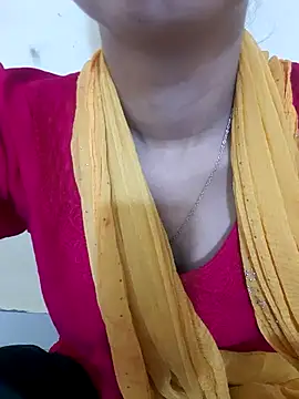 Snapshot of Kanchan7909 chatting on April 2026 04:40:01 PM Kanchan7909 online show from April 2026 04:40:01 PM