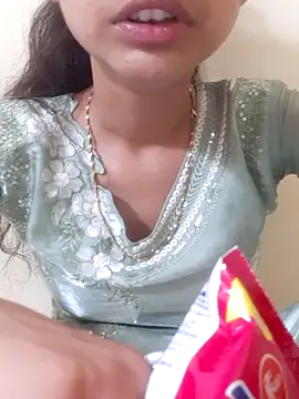 Snapshot of Kanchan7909 chatting on June 2026 01:10:01 PM Kanchan7909 online show from June 2026 01:10:01 PM