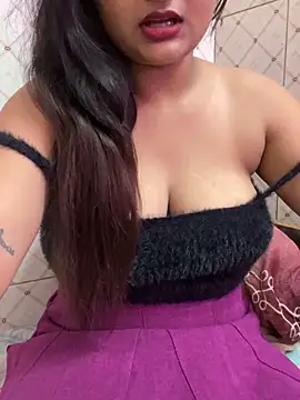 Snapshot of Curvy_Anaya chatting on March 2026 07:24:01 AM Curvy Anaya online show from March 2026 07:24:01 AM